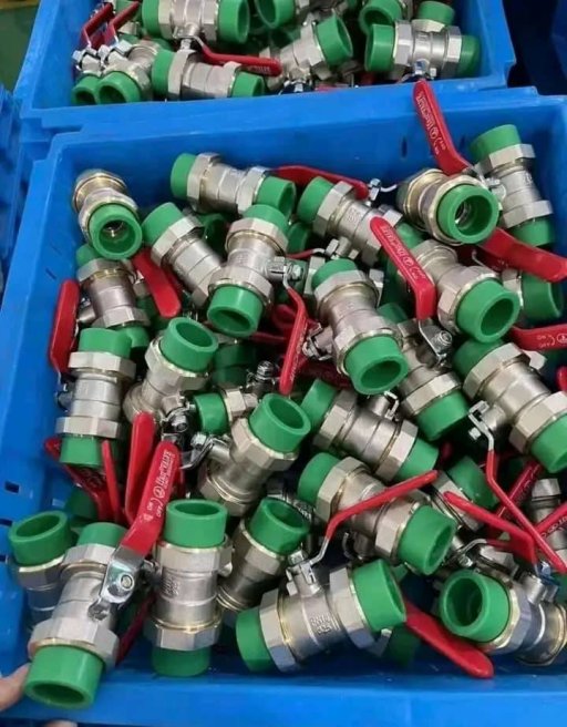 EEBTP QUINCAILLERIE GÉNÉRAL TOUT POUR LE BÂTIMENT 