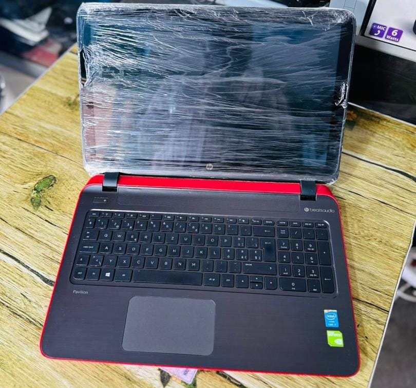 HP PAVILION ECRAN TACTILE GAMER AVEC 2Go DEDIEE