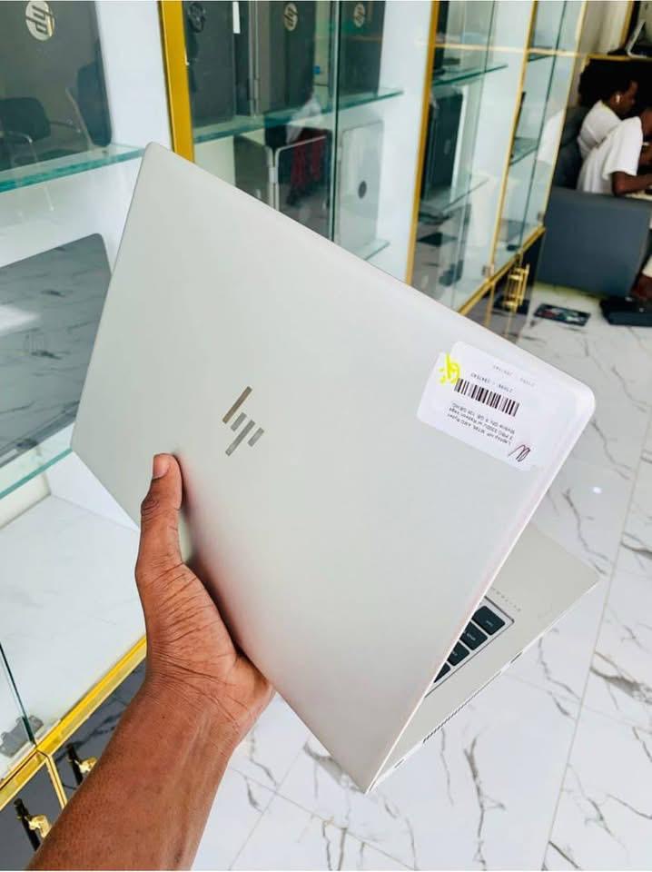 HP ELITEBOOK