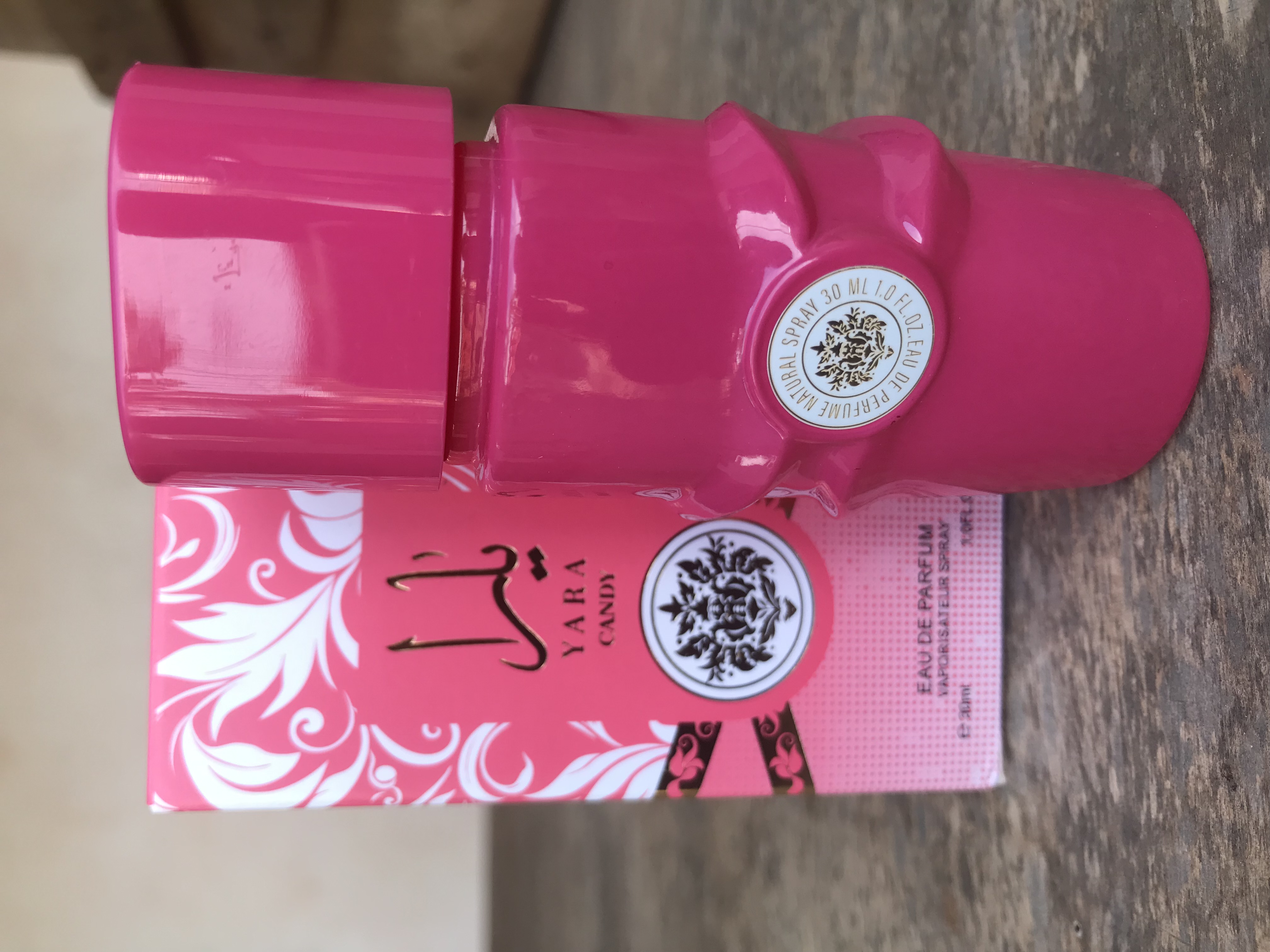 Parfums yara Candy 